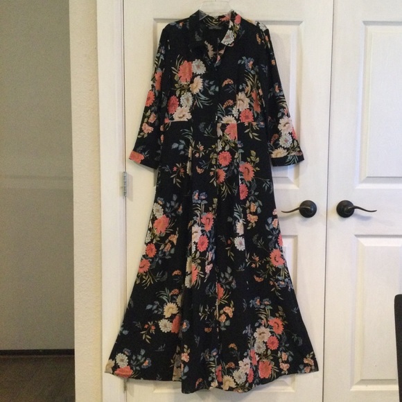 Zara Floral Black Maxi Dress - Picture 4 of 16